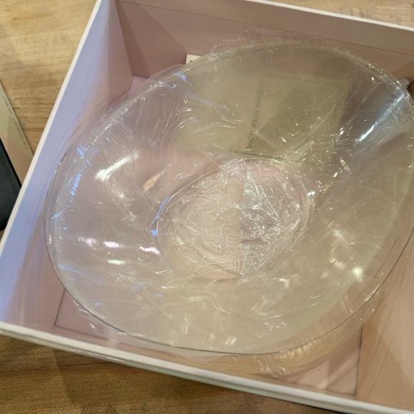 Victorias Secret Style Secrets Invisible Demi Silicone Adhesive Size D Cup Bra - Picture 4 of 5